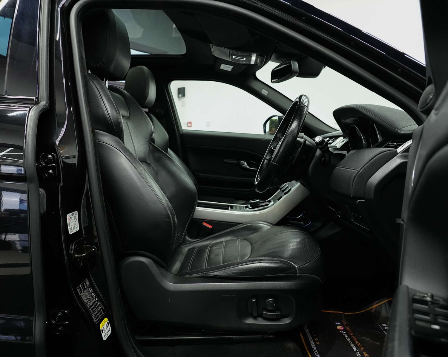 Used Land Rover Range Rover Evoque 2017 for sale - 77504121: Photo 65