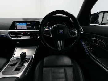 Used BMW 3 Series 2019 for sale - 78570644: Photo