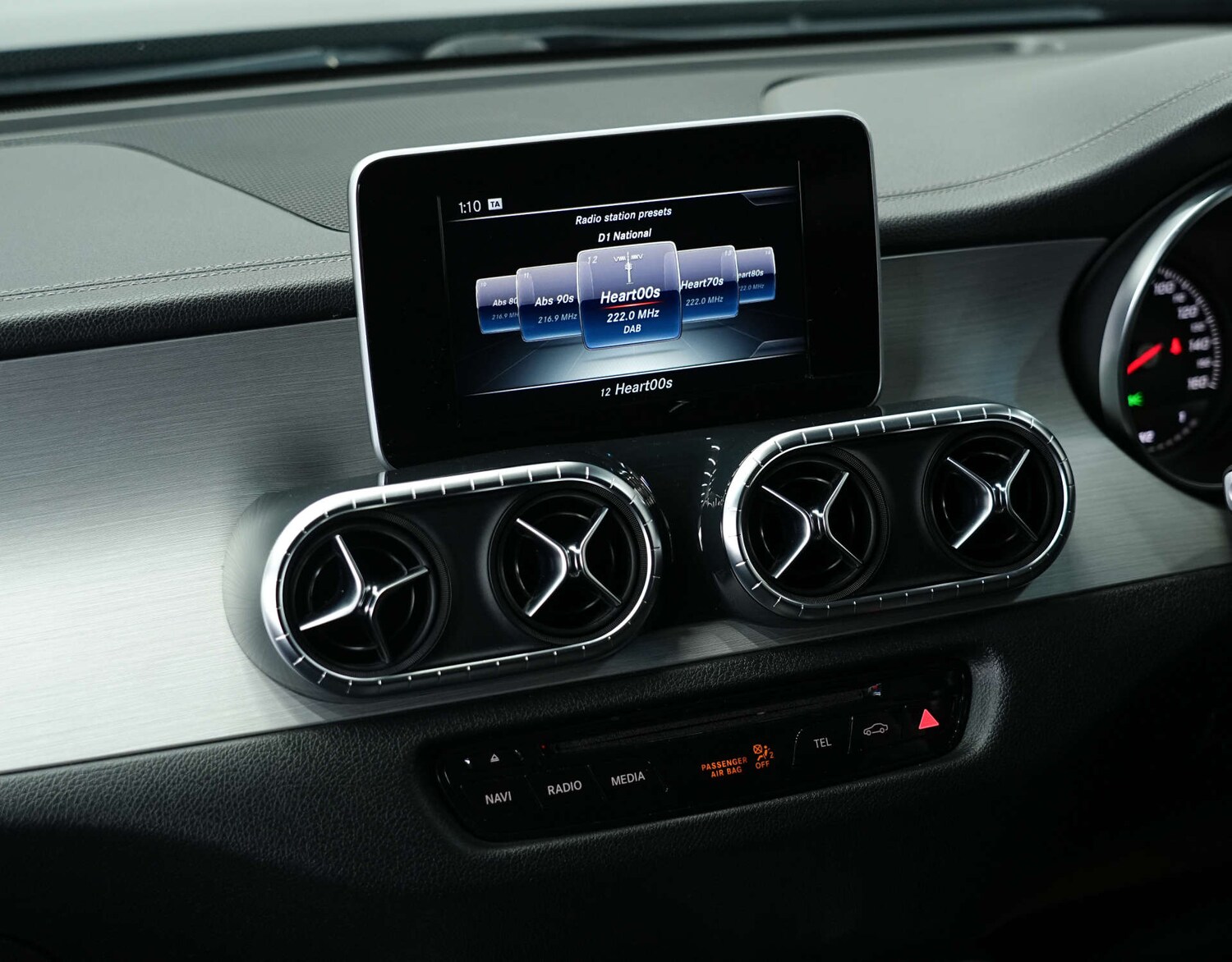 Used Mercedes-Benz X Class 2018 for sale - 78094510: Photo 41