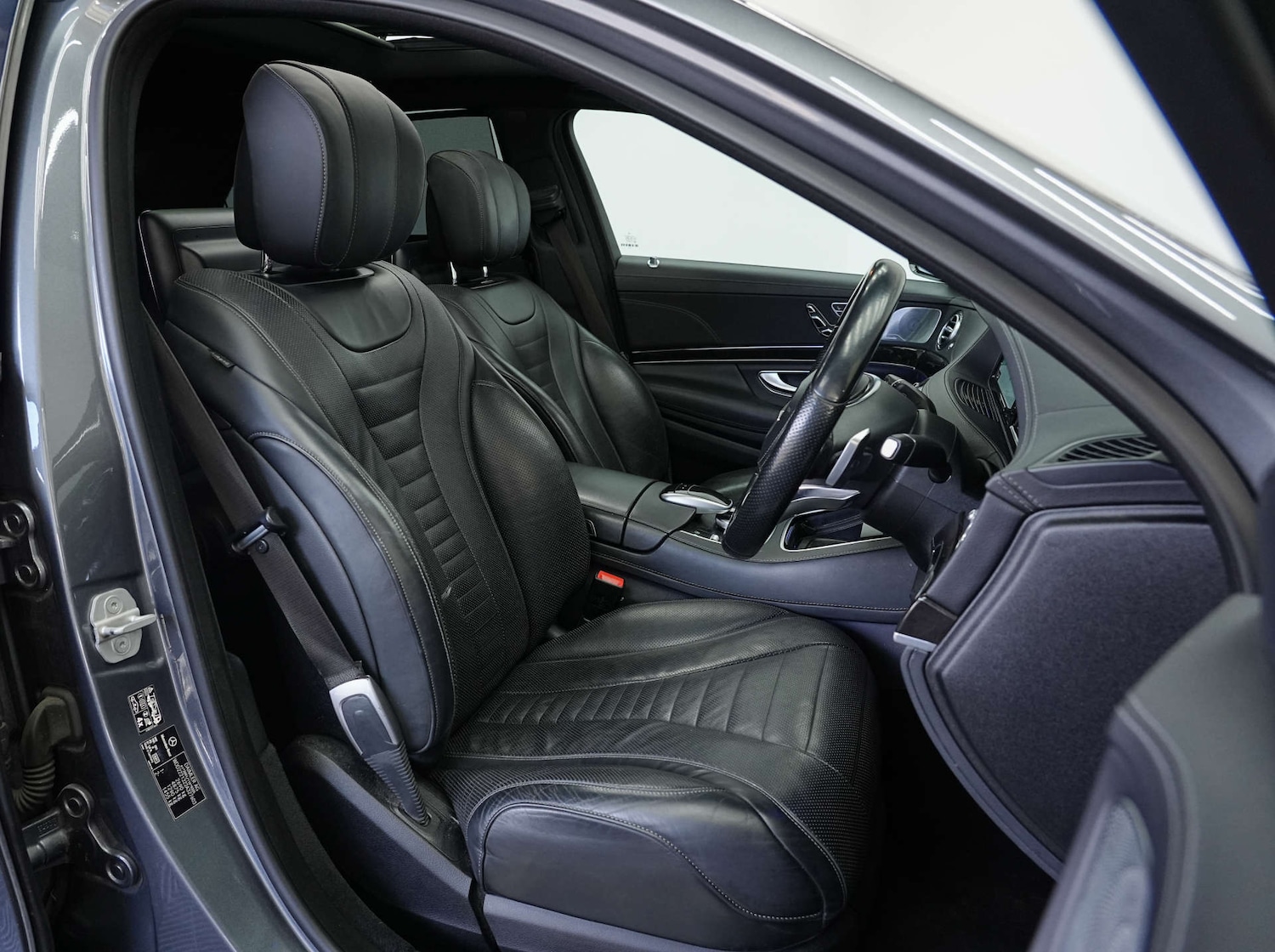 Used Mercedes-Benz S Class 2017 for sale - 77401203: Photo 32