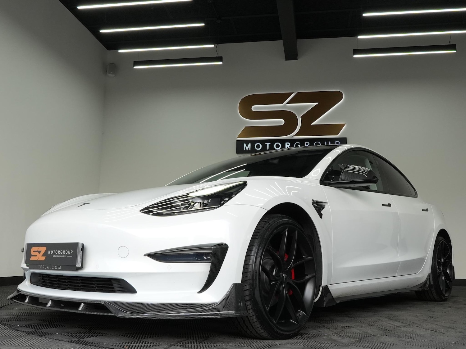 Used Tesla Model 3 2019 for sale - 76189703: Photo 3