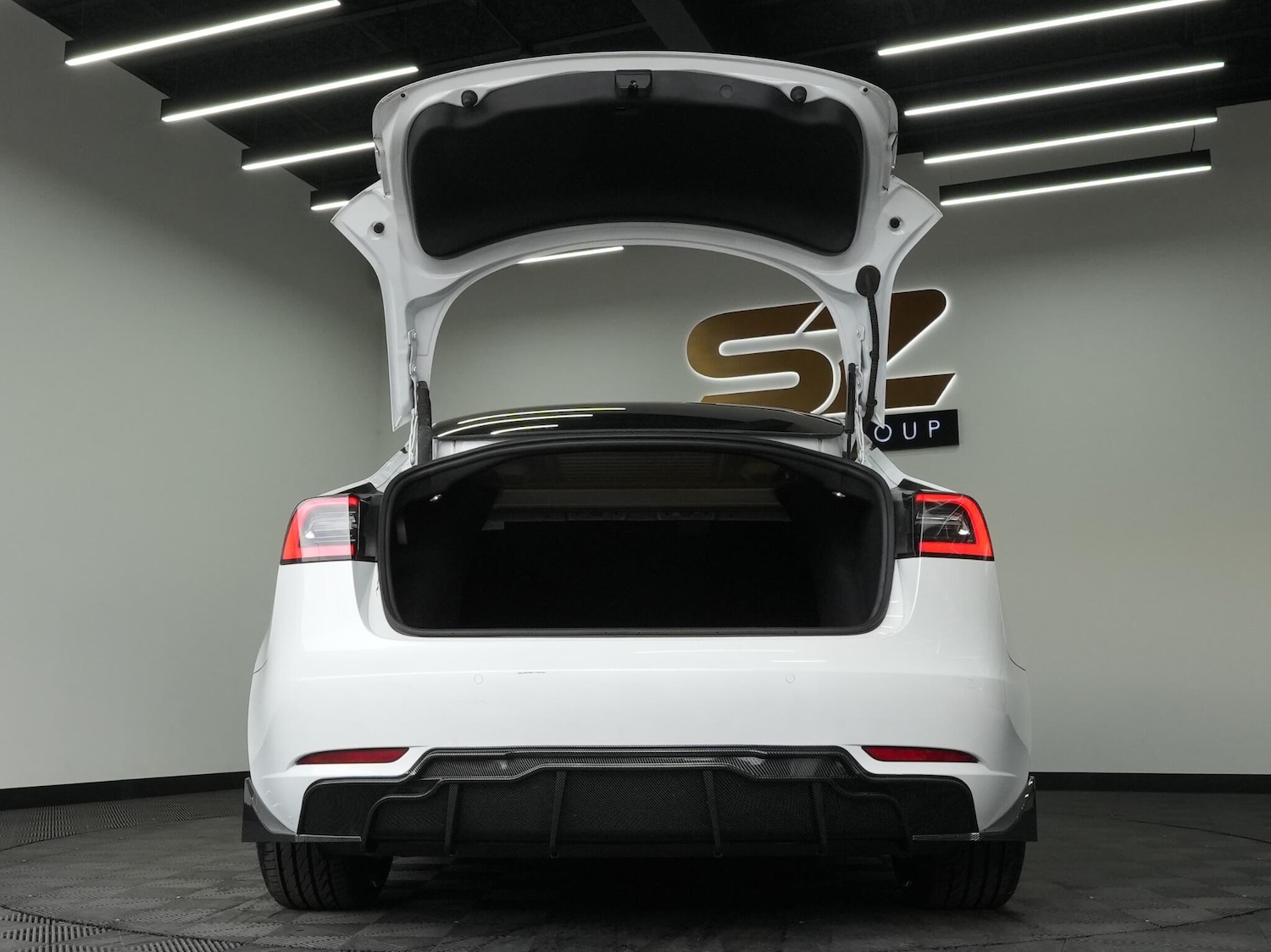 Used Tesla Model 3 2019 for sale - 76189703: Photo 33