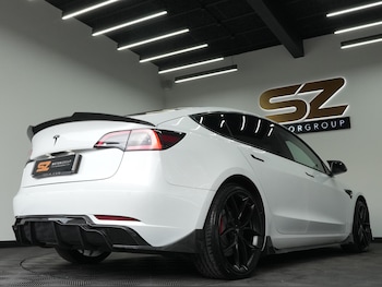 Used Tesla Model 3 2019 for sale - 76189703: Photo 4