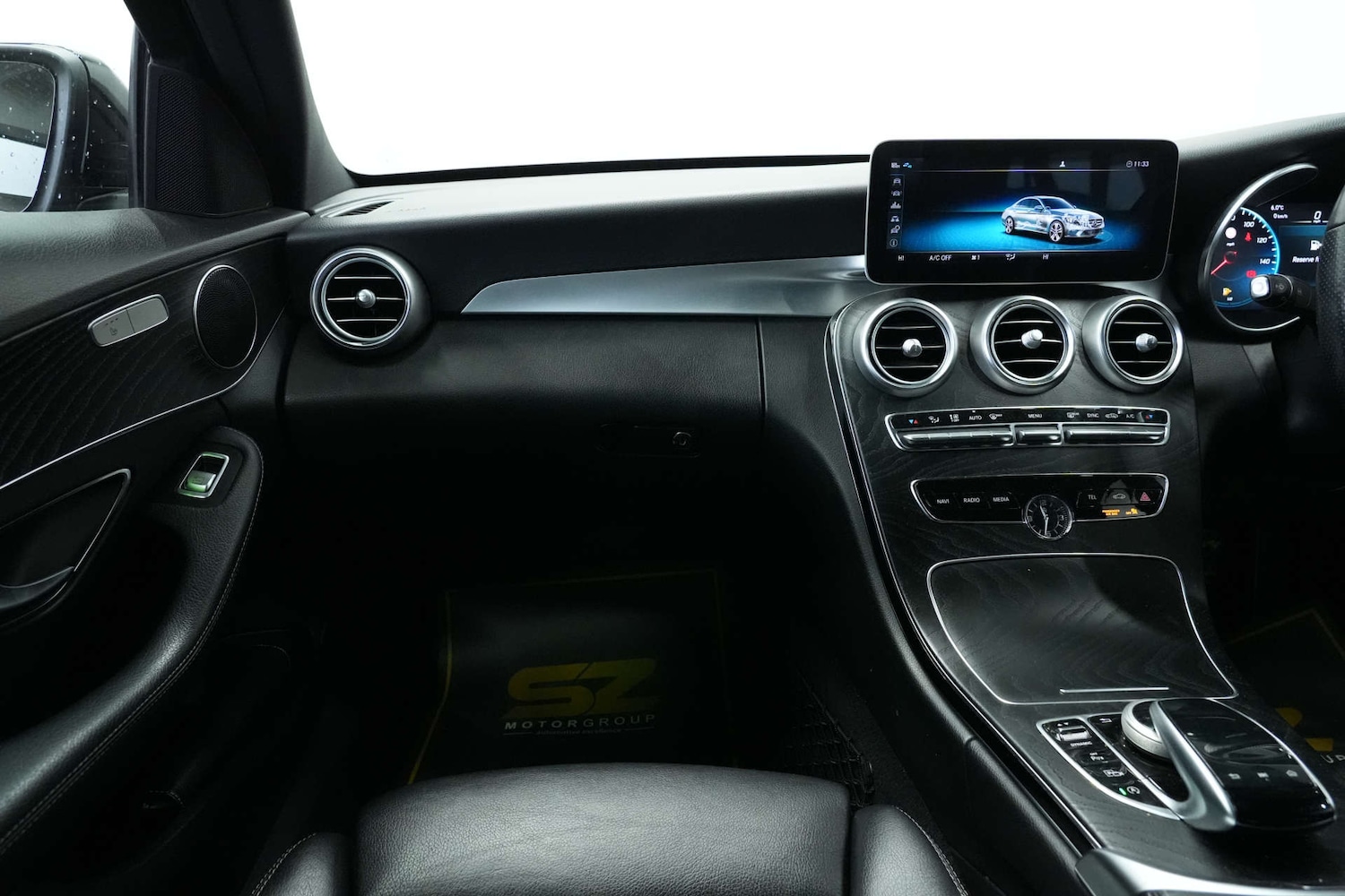 Used Mercedes-Benz C Class 2019 for sale - 78143869: Photo 11