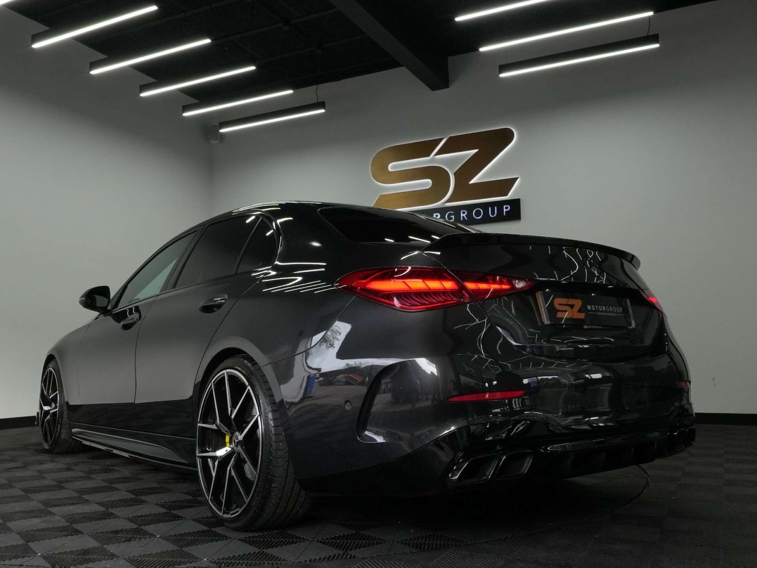 Used Mercedes-Benz C Class 2023 for sale - 76588257: Photo 2