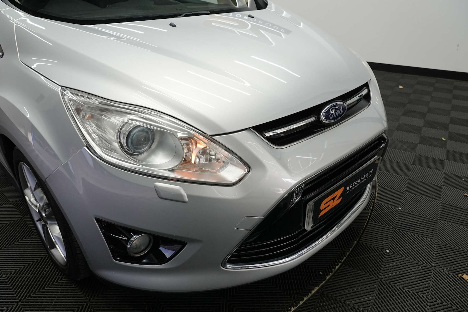 Used Ford C-Max 2014 for sale - 77088699: Photo 16