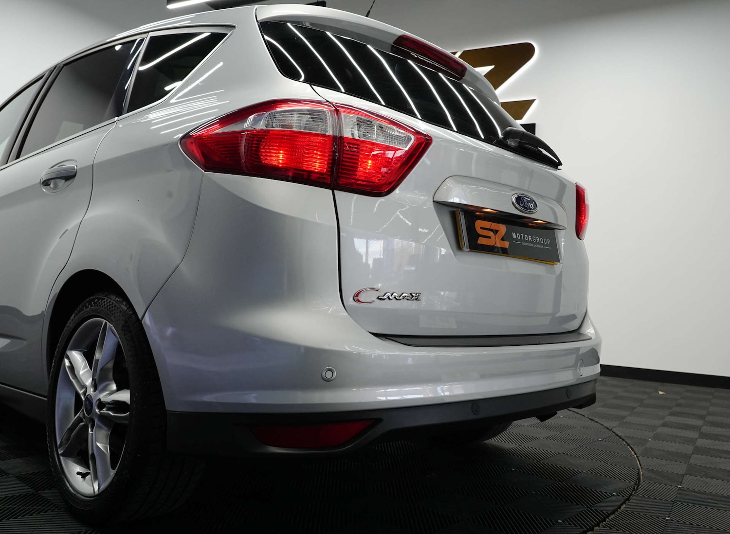 Used Ford C-Max 2014 for sale - 77088699: Photo 21