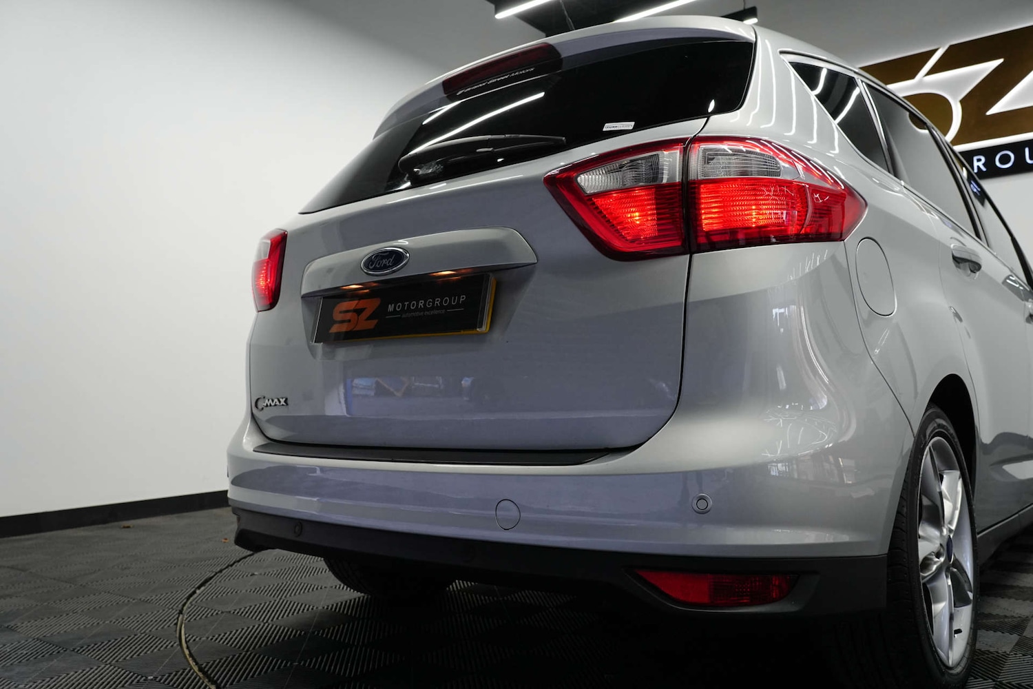 Used Ford C-Max 2014 for sale - 77088699: Photo 22