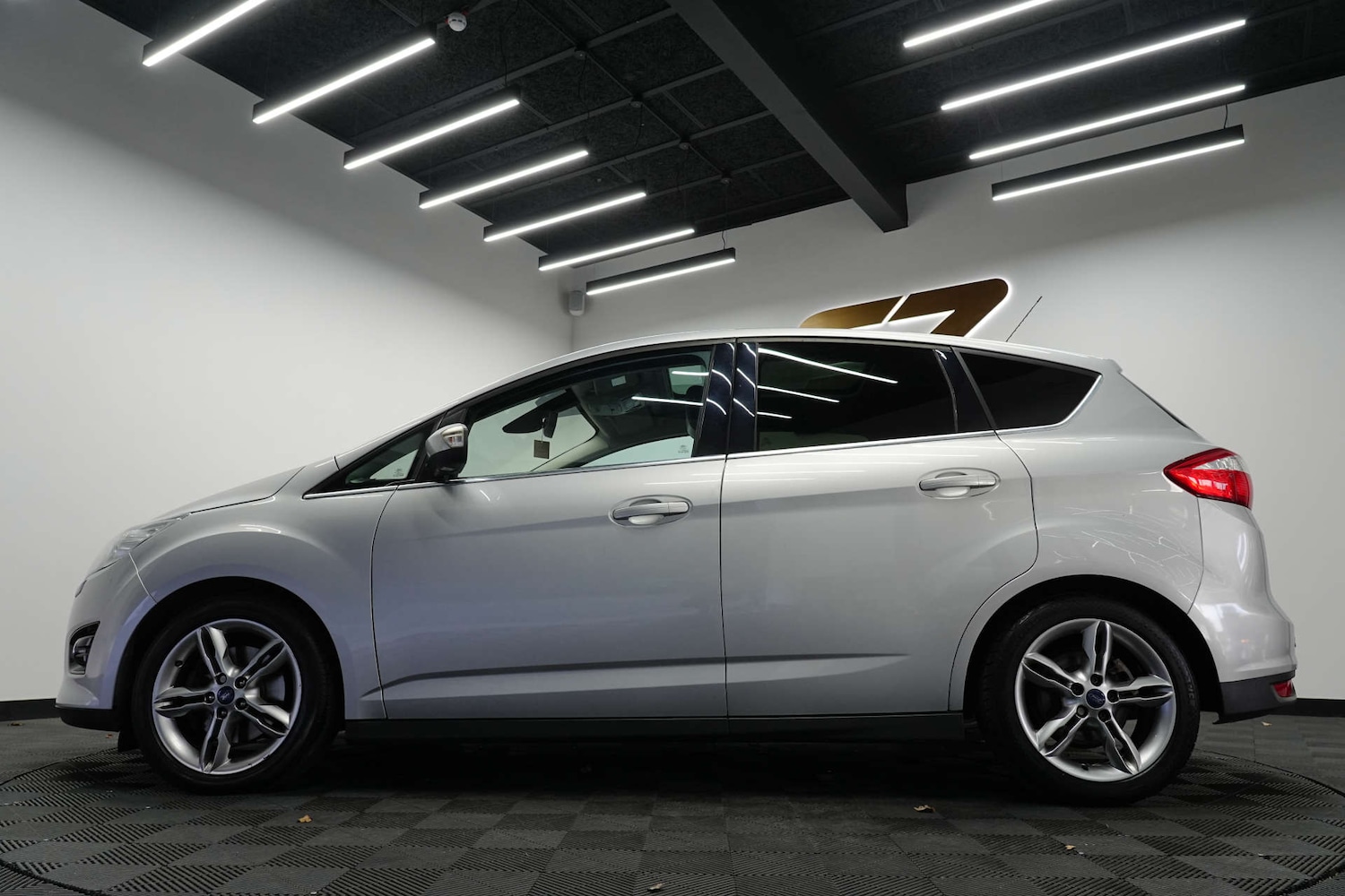 Used Ford C-Max 2014 for sale - 77088699: Photo 30