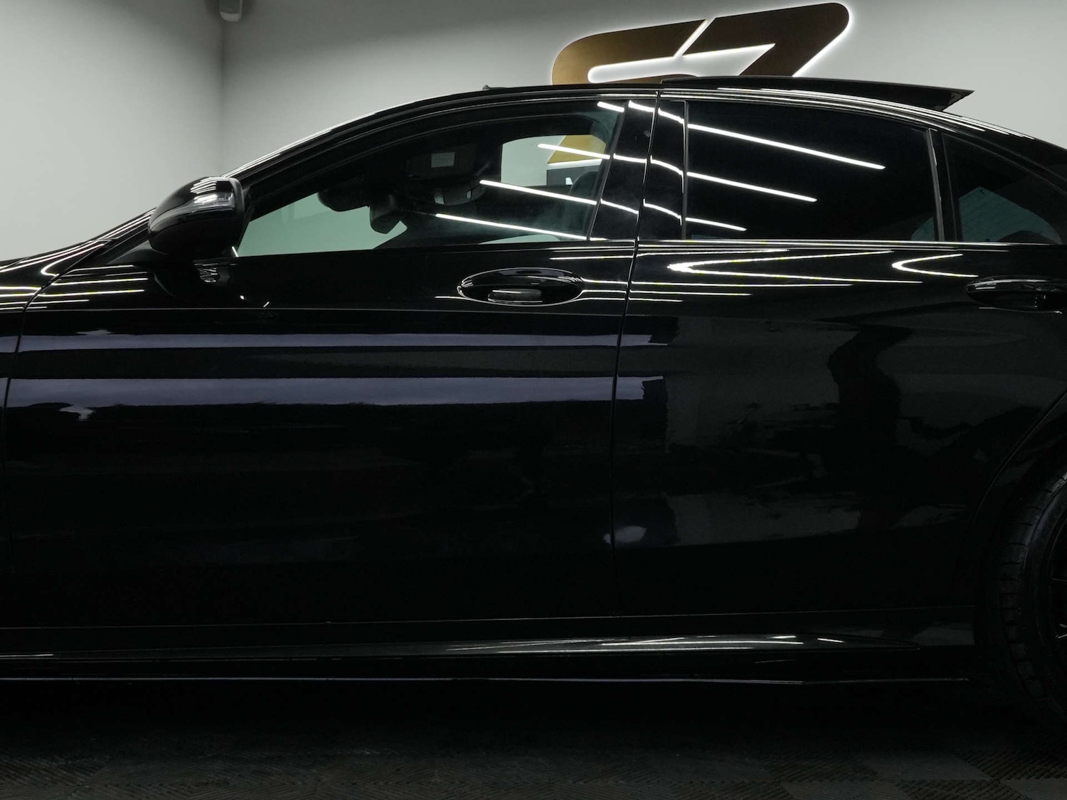 Used Mercedes-Benz C Class 2014 for sale - 76427135: Photo 35