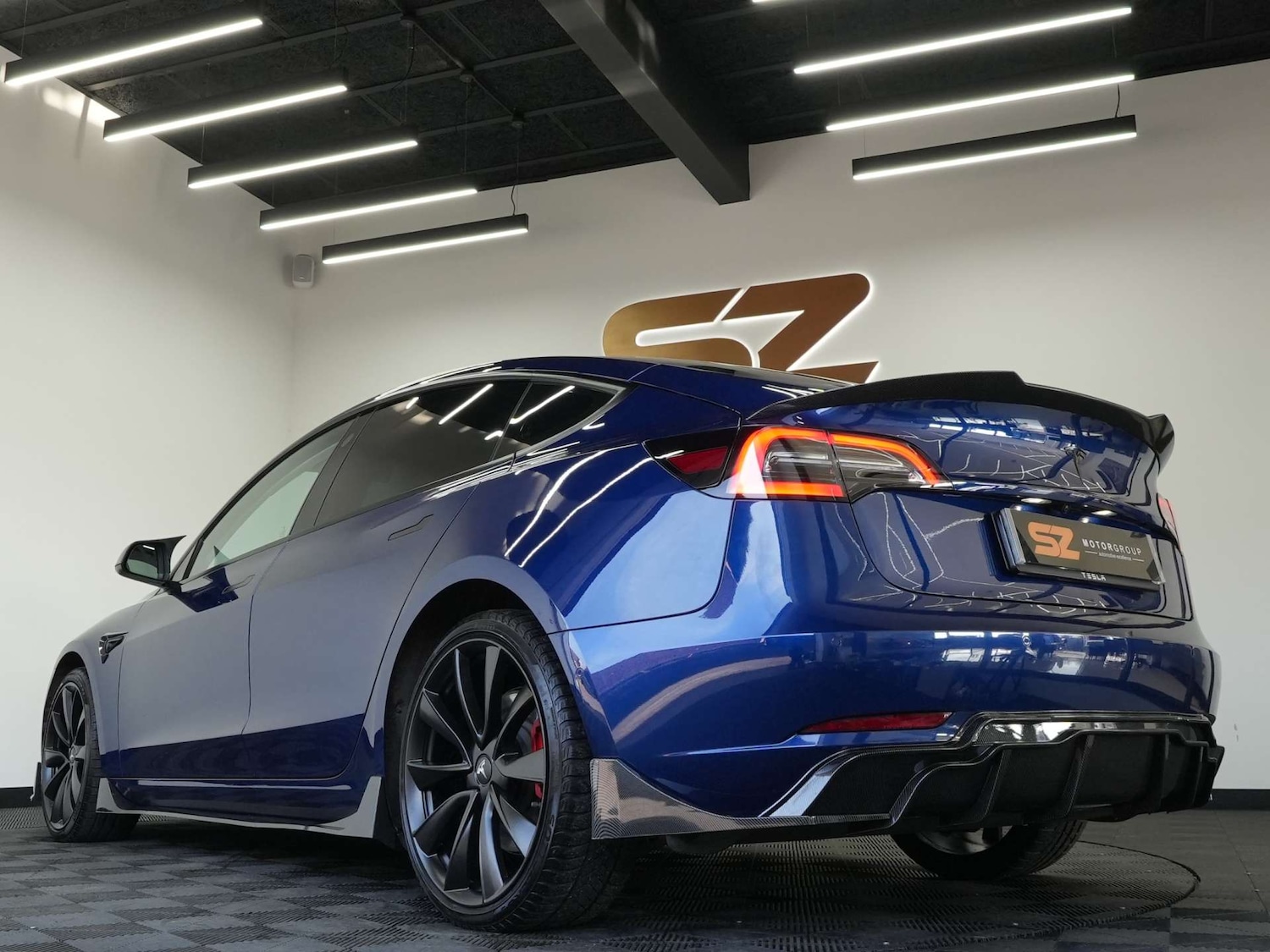 Used Tesla Model 3 2021 for sale - 77129075: Photo 2