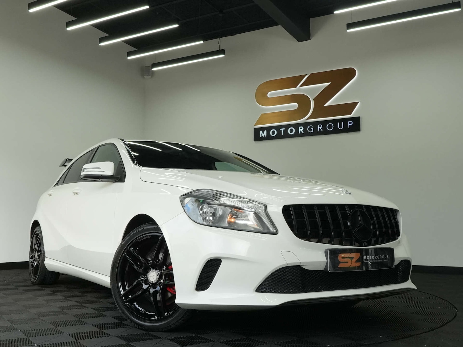 Used Mercedes-Benz A-Class 2017 for sale - 78064636: Photo 1