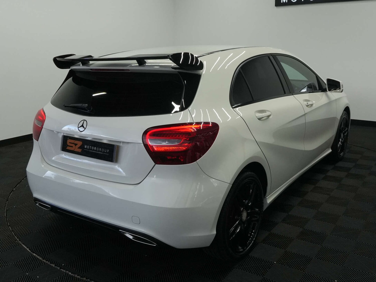 Used Mercedes-Benz A-Class 2017 for sale - 78064636: Photo 11