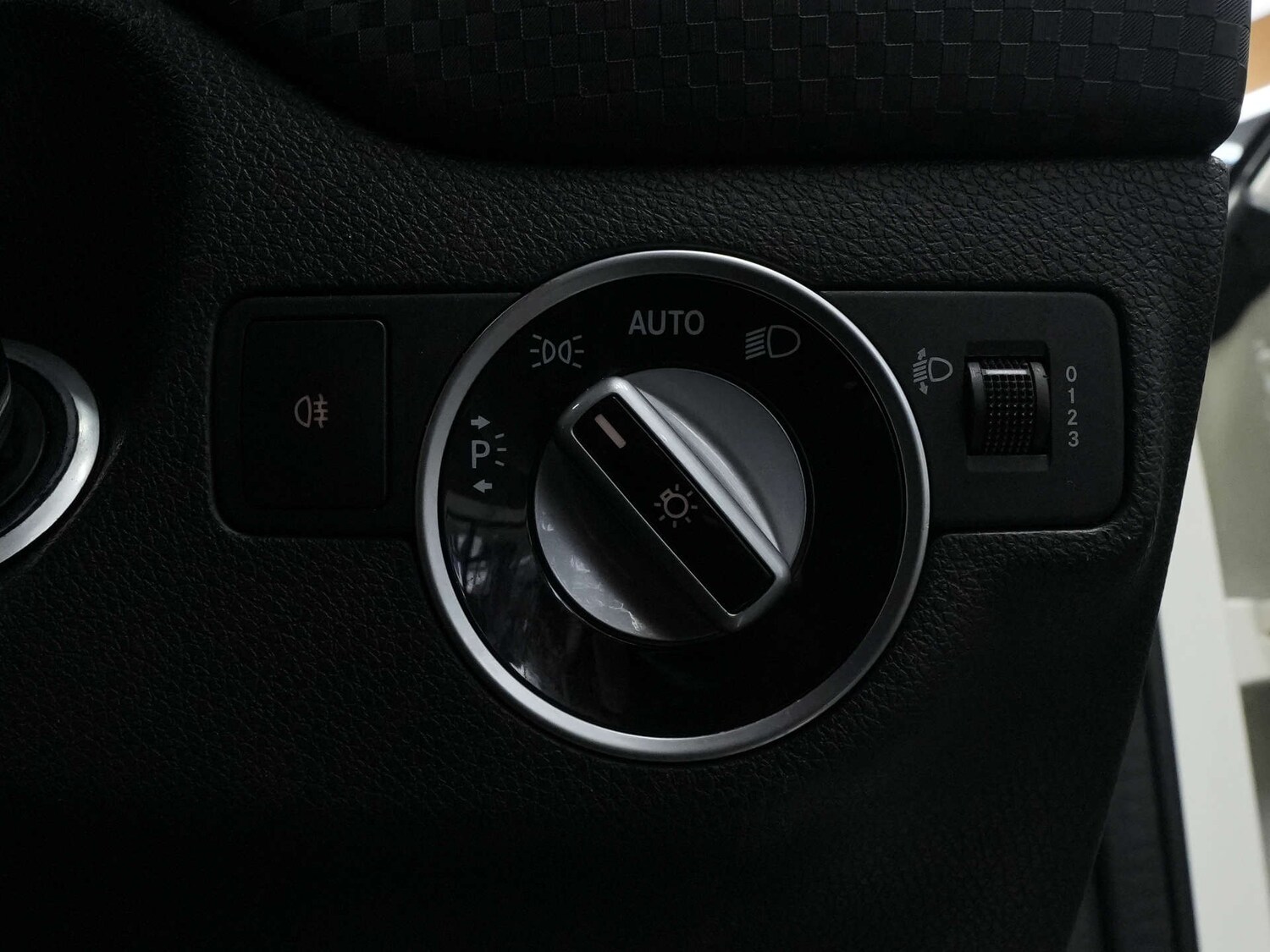 Used Mercedes-Benz A-Class 2017 for sale - 78064636: Photo 69