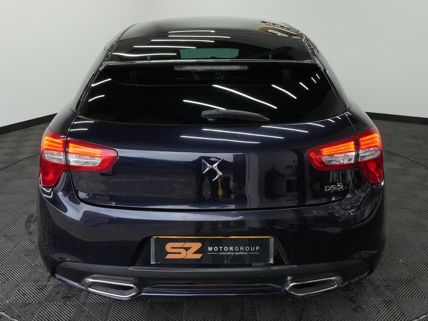Vehicle 21