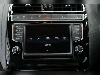 Used Volkswagen Polo 2016 for sale - 78412488: Photo