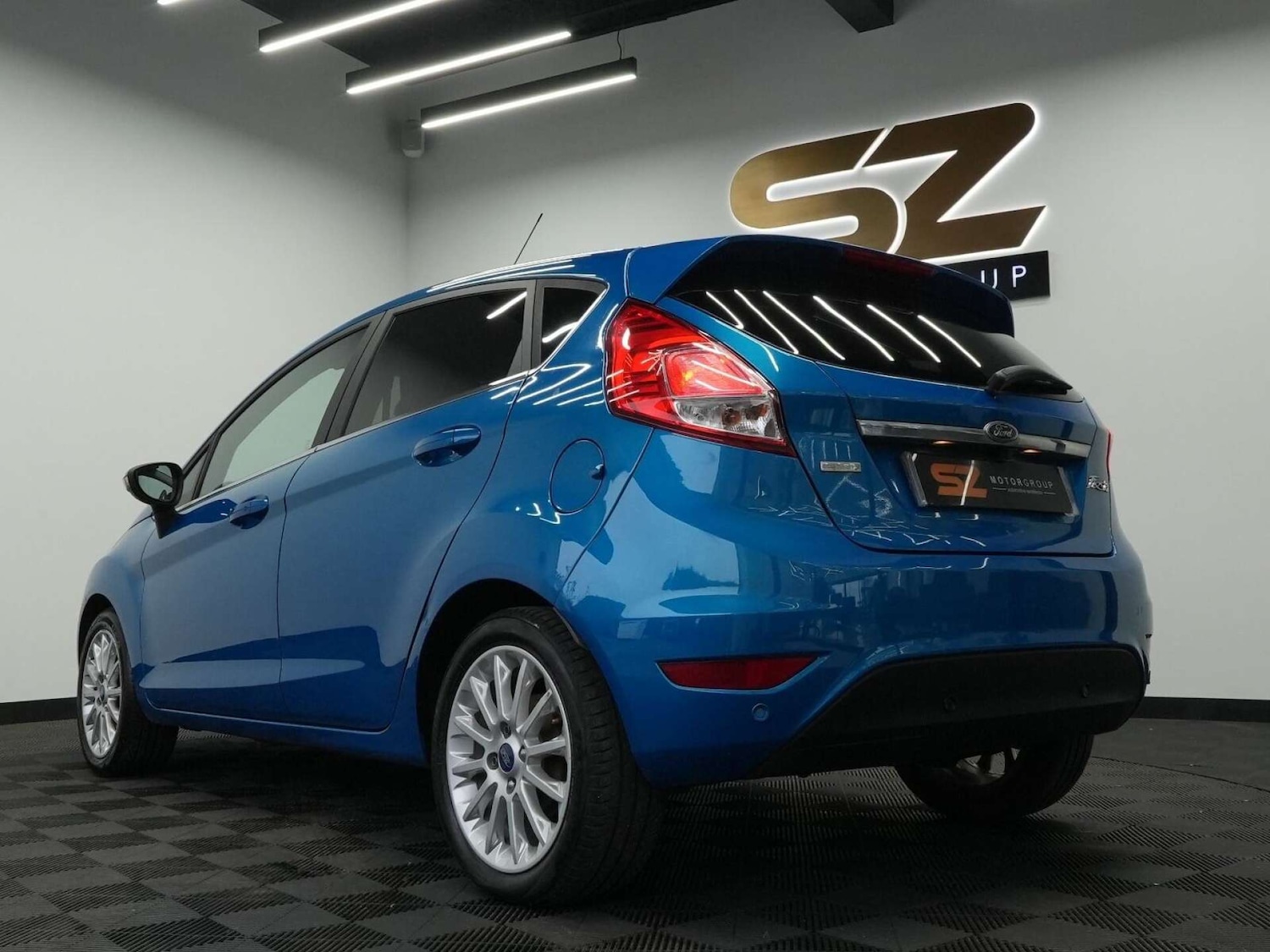 Used Ford Fiesta 2015 for sale - 76278452: Photo 2