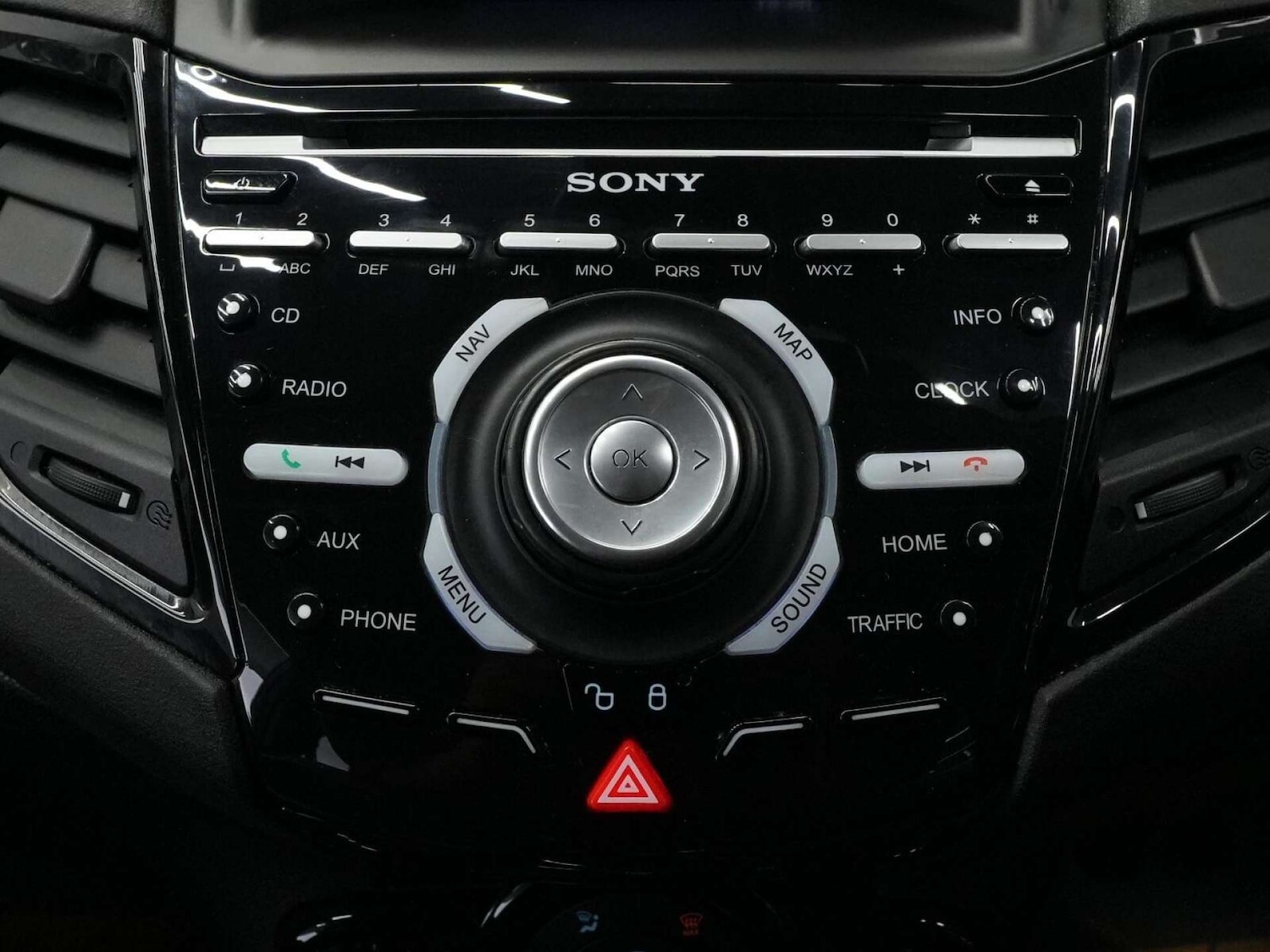 Used Ford Fiesta 2015 for sale - 76278452: Photo 22