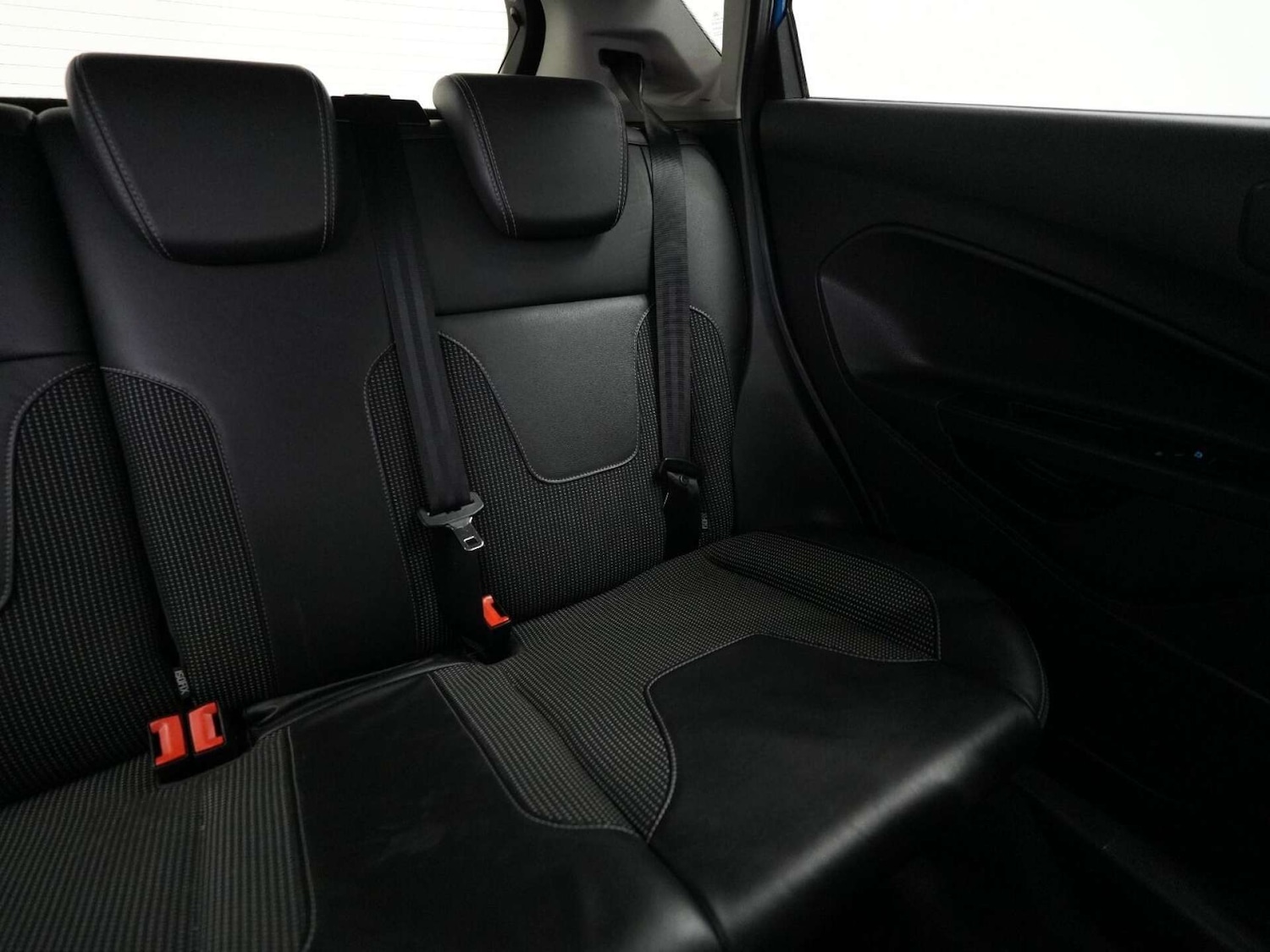 Used Ford Fiesta 2015 for sale - 76278452: Photo 25