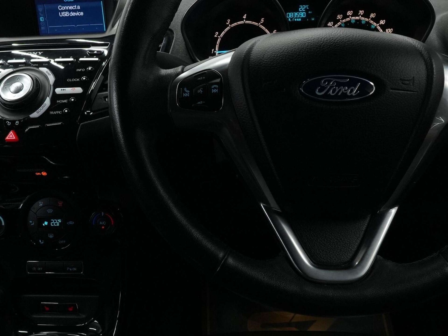 Used Ford Fiesta 2015 for sale - 76278452: Photo 46