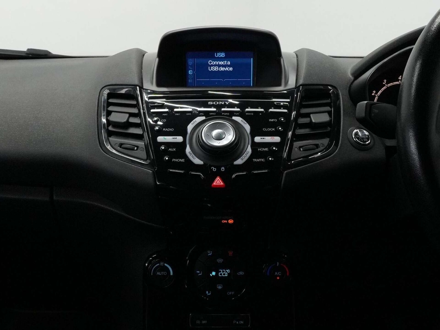 Used Ford Fiesta 2015 for sale - 76278452: Photo 52