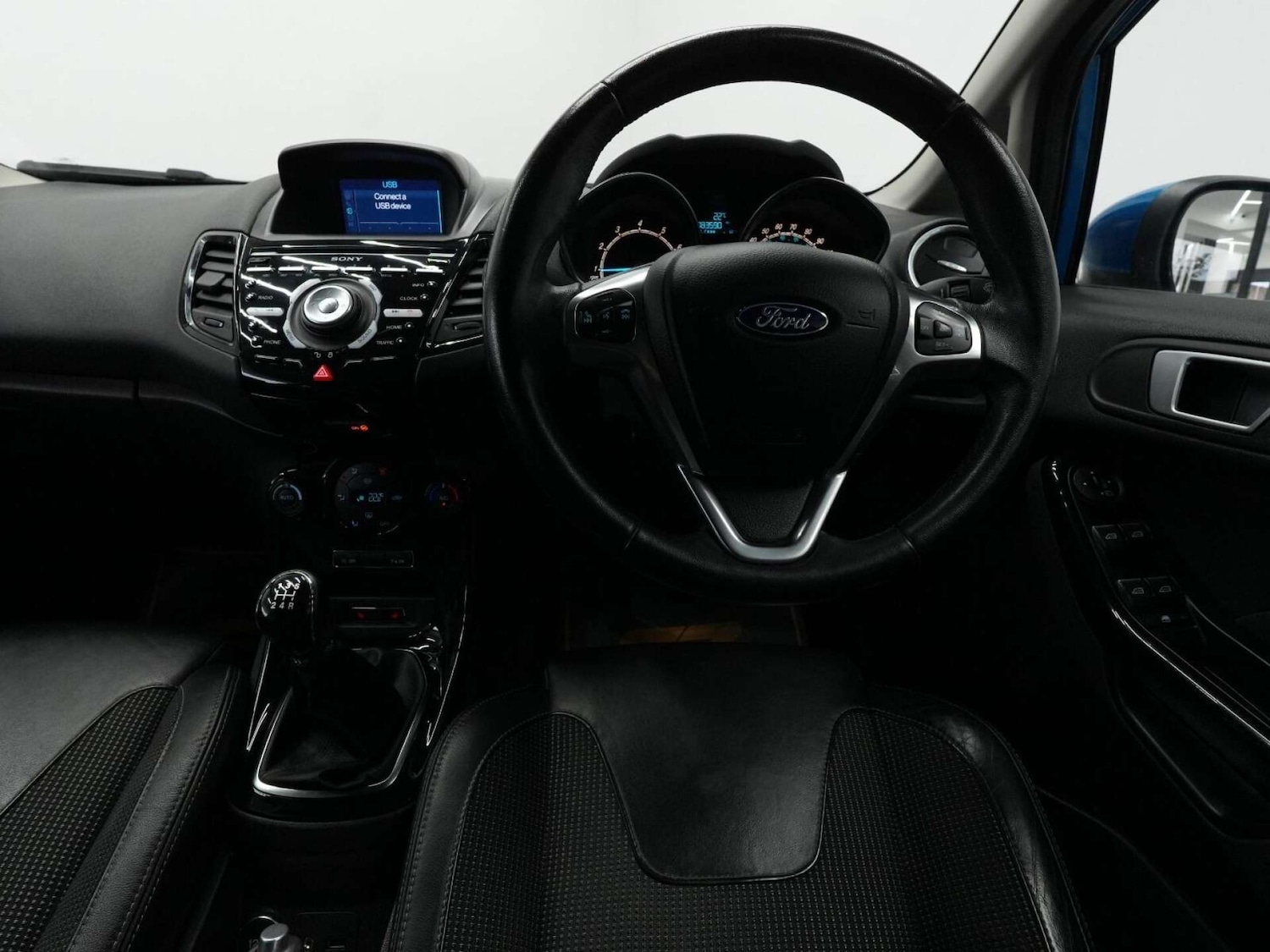 Used Ford Fiesta 2015 for sale - 76278452: Photo 55