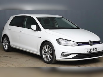 Used Volkswagen Golf 2019 for sale - 77721313: Photo