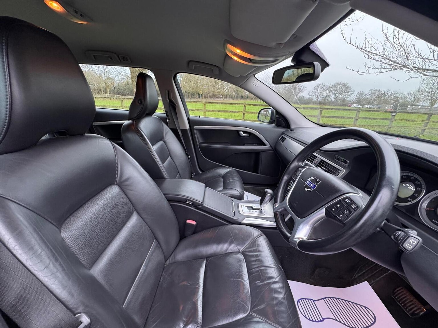 Used Volvo V70 2010 for sale - 77482294: Photo 15