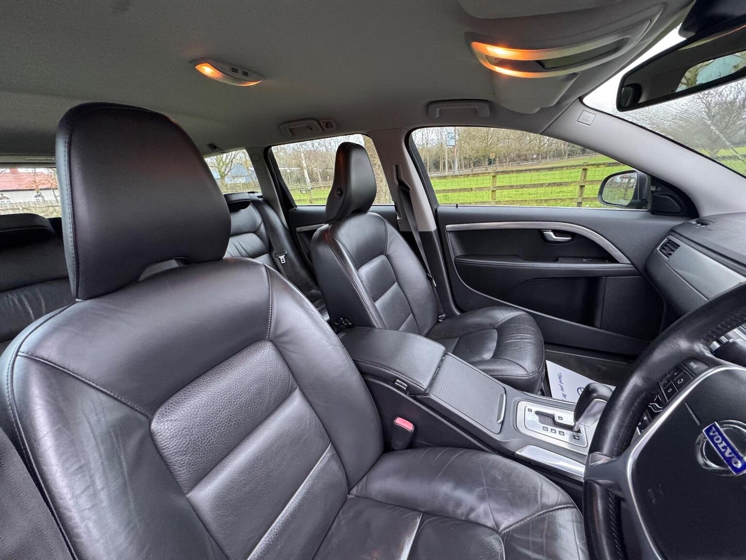 Used Volvo V70 2010 for sale - 77482294: Photo 16