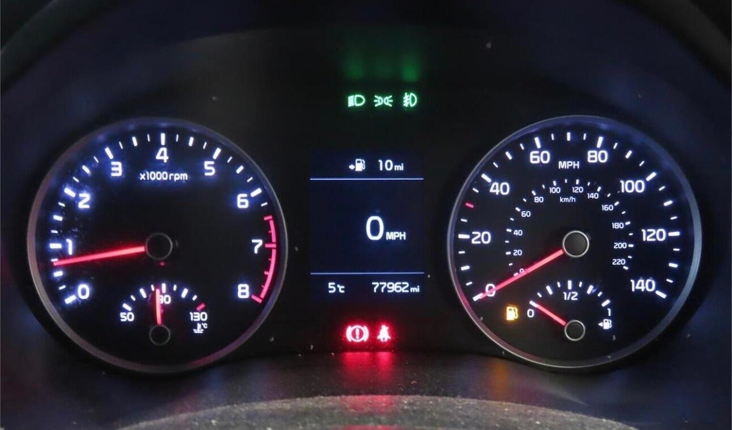 Used Kia Stonic 2018 for sale - 77459894: Photo 3