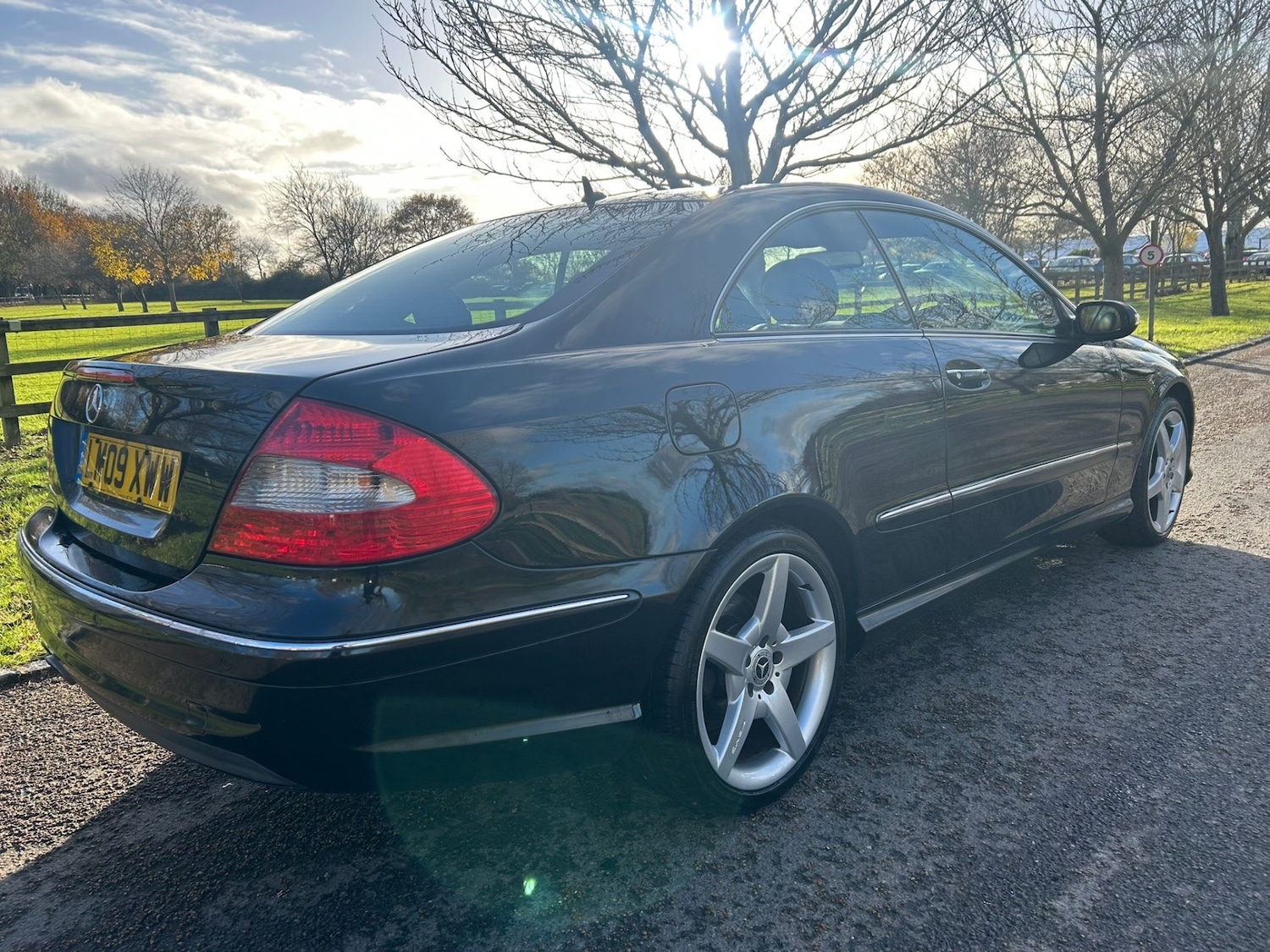 Used Mercedes-Benz CLK 2009 for sale - 76687419: Photo 10