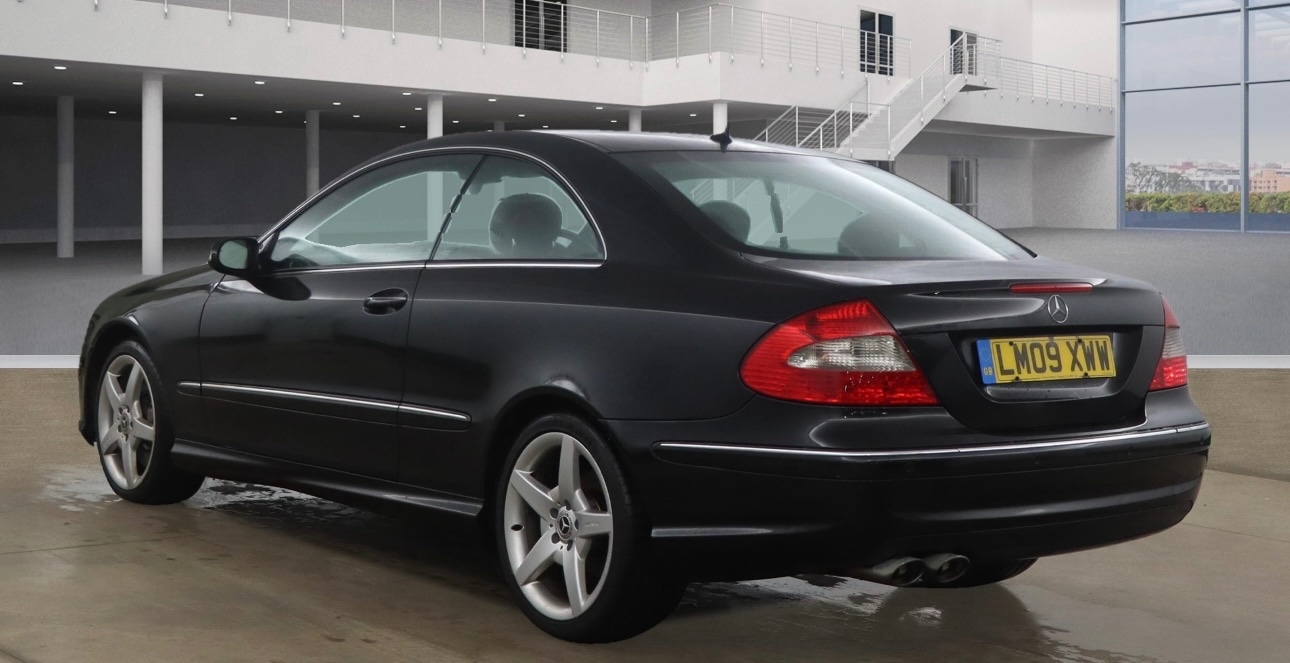 Used Mercedes-Benz CLK 2009 for sale - 76687419: Photo 2