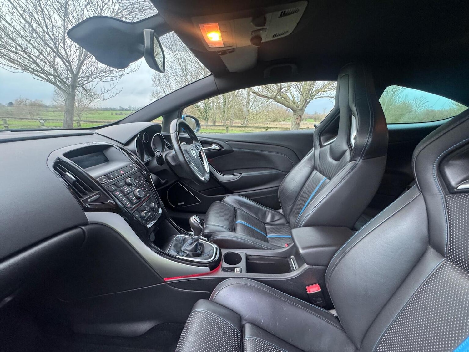 Used Vauxhall Astra GTC 2013 for sale - 77445706: Photo 31