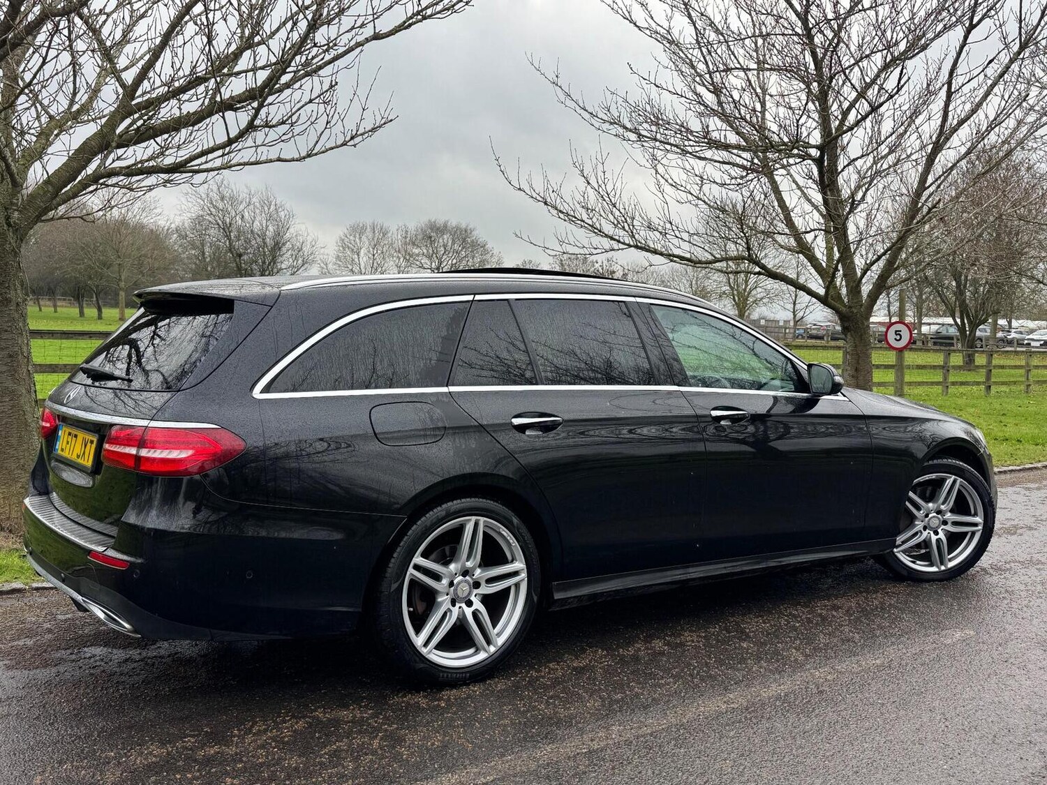 Used Mercedes-Benz E Class 2017 for sale - 77445680: Photo 13