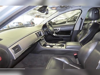 Used Jaguar XF 2011 for sale - 78250142: Photo