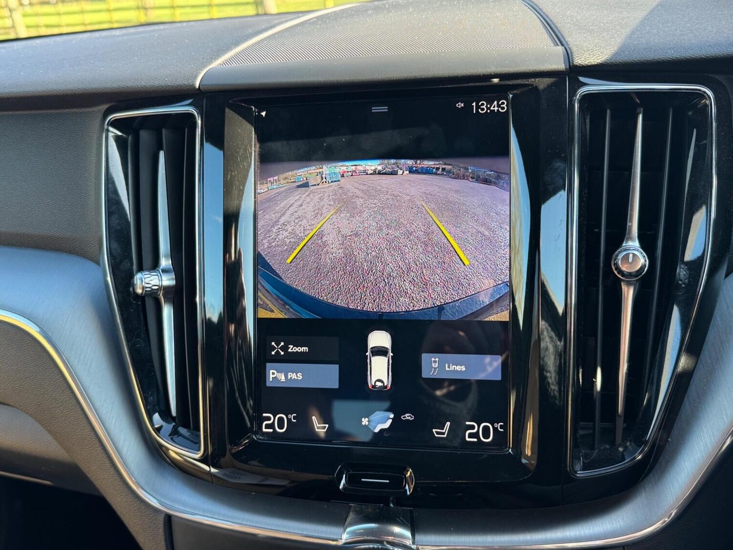 Used Volvo XC60 2018 for sale - 77445665: Photo 35