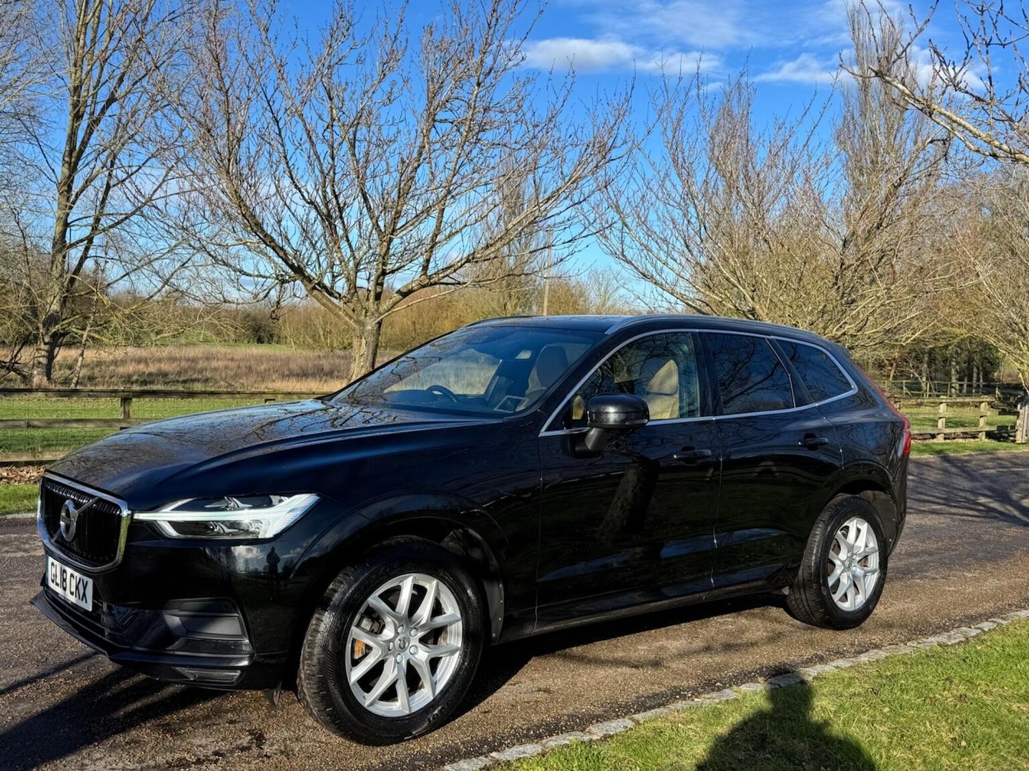 Used Volvo XC60 2018 for sale - 77445665: Photo 5