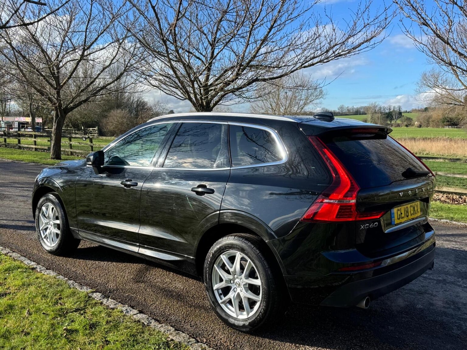 Used Volvo XC60 2018 for sale - 77445665: Photo 6