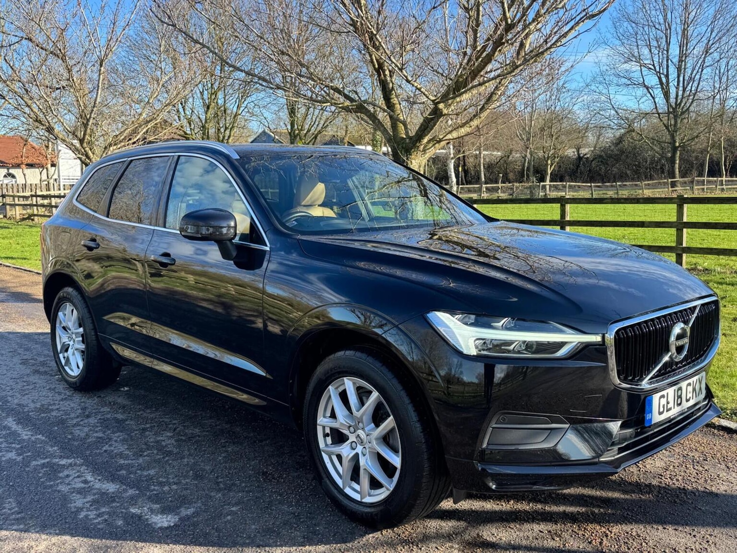 Used Volvo XC60 2018 for sale - 77445665: Photo 8