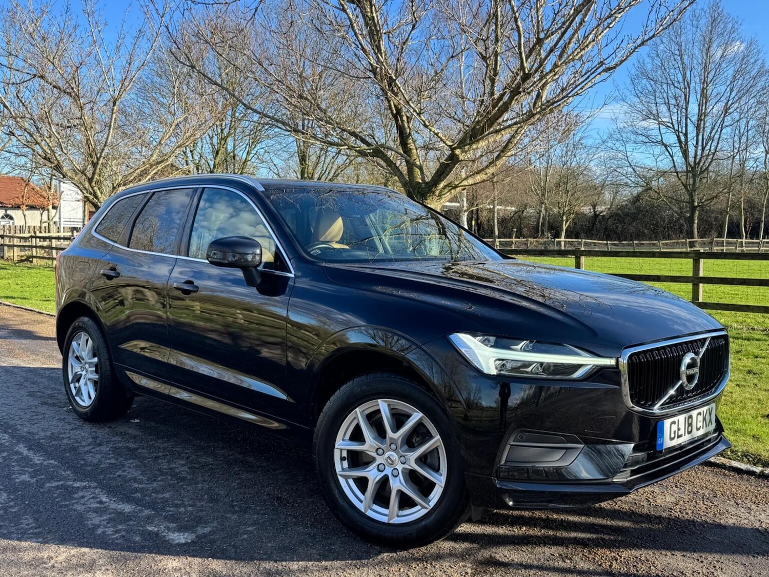 Used Volvo XC60 2018 for sale - 77445665: Photo 9