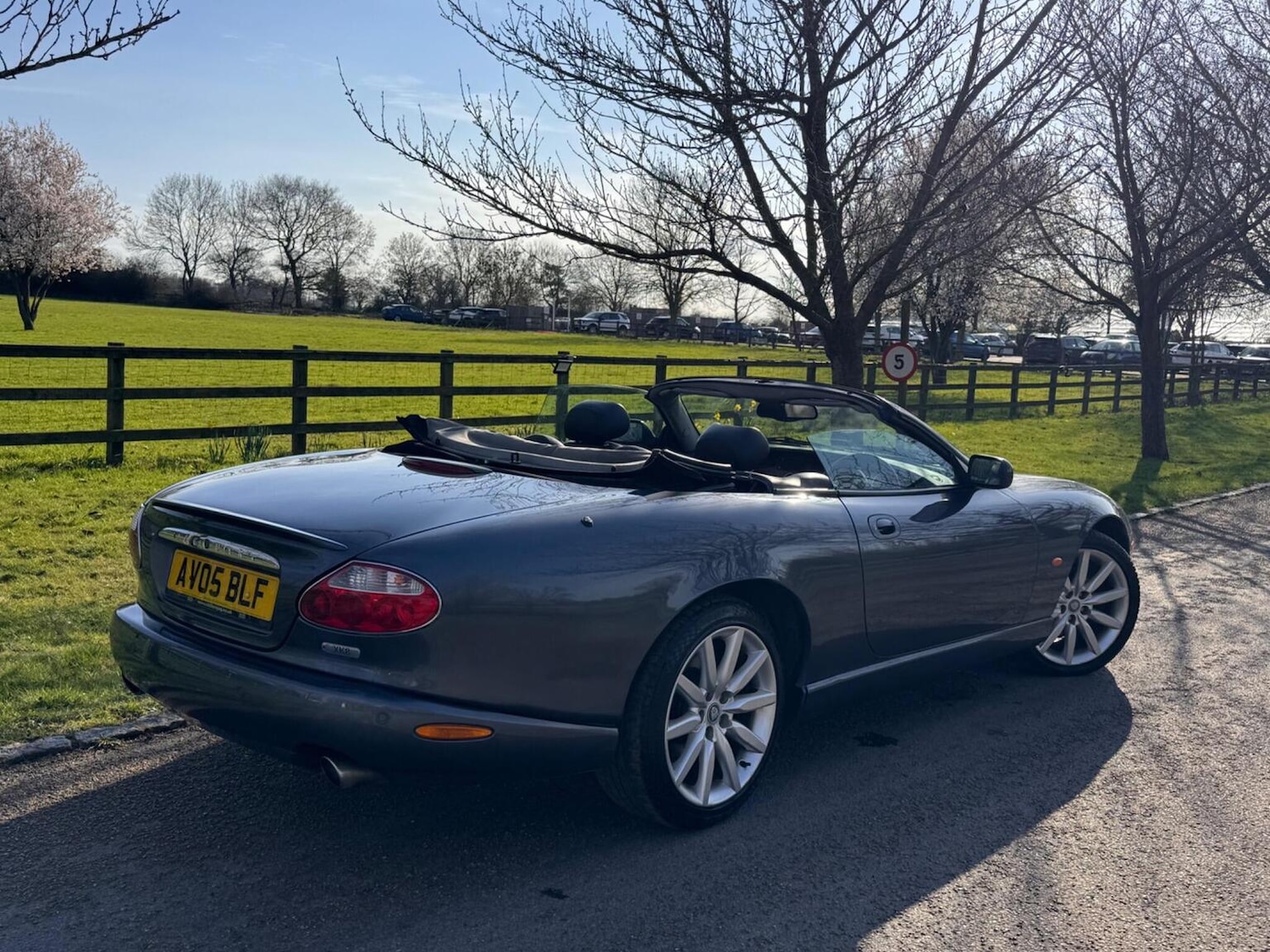 Used Jaguar XK8 2005 for sale - 77721170: Photo 2