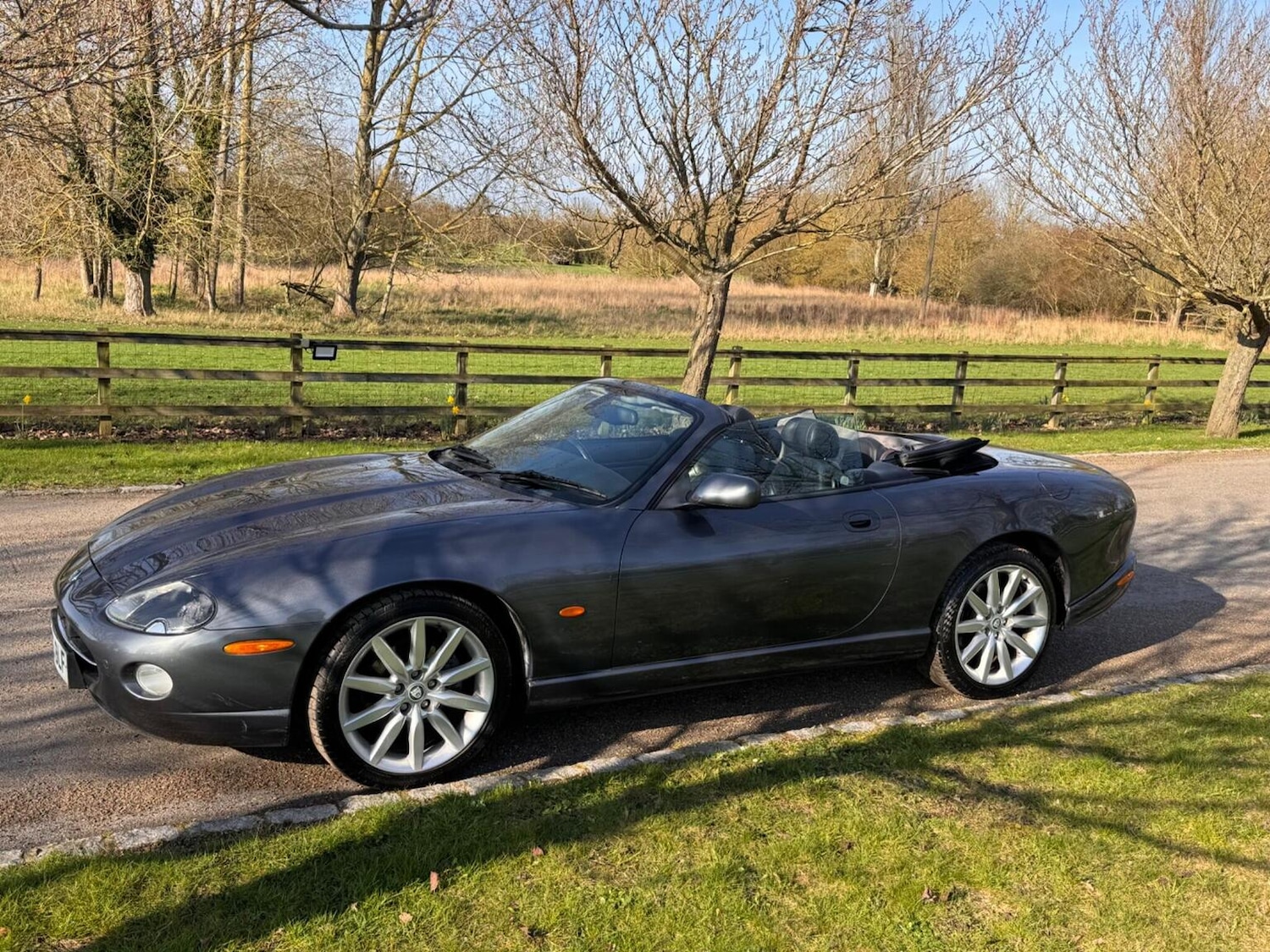 Used Jaguar XK8 2005 for sale - 77721170: Photo 5