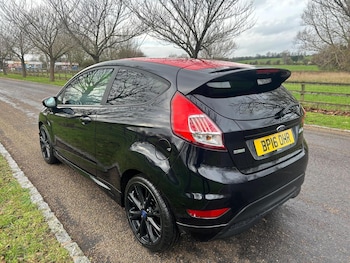 Used Ford Fiesta 2016 for sale - 77445707: Photo