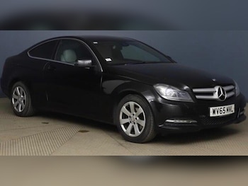 Used Mercedes-Benz C Class 2015 for sale - 79216171: Photo