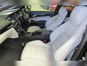 Used Mercedes-Benz C Class 2015 for sale - 79216171: Photo