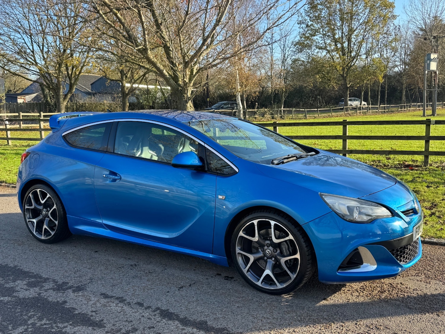 Used Vauxhall Astra GTC 2013 for sale - 76707400: Photo 3