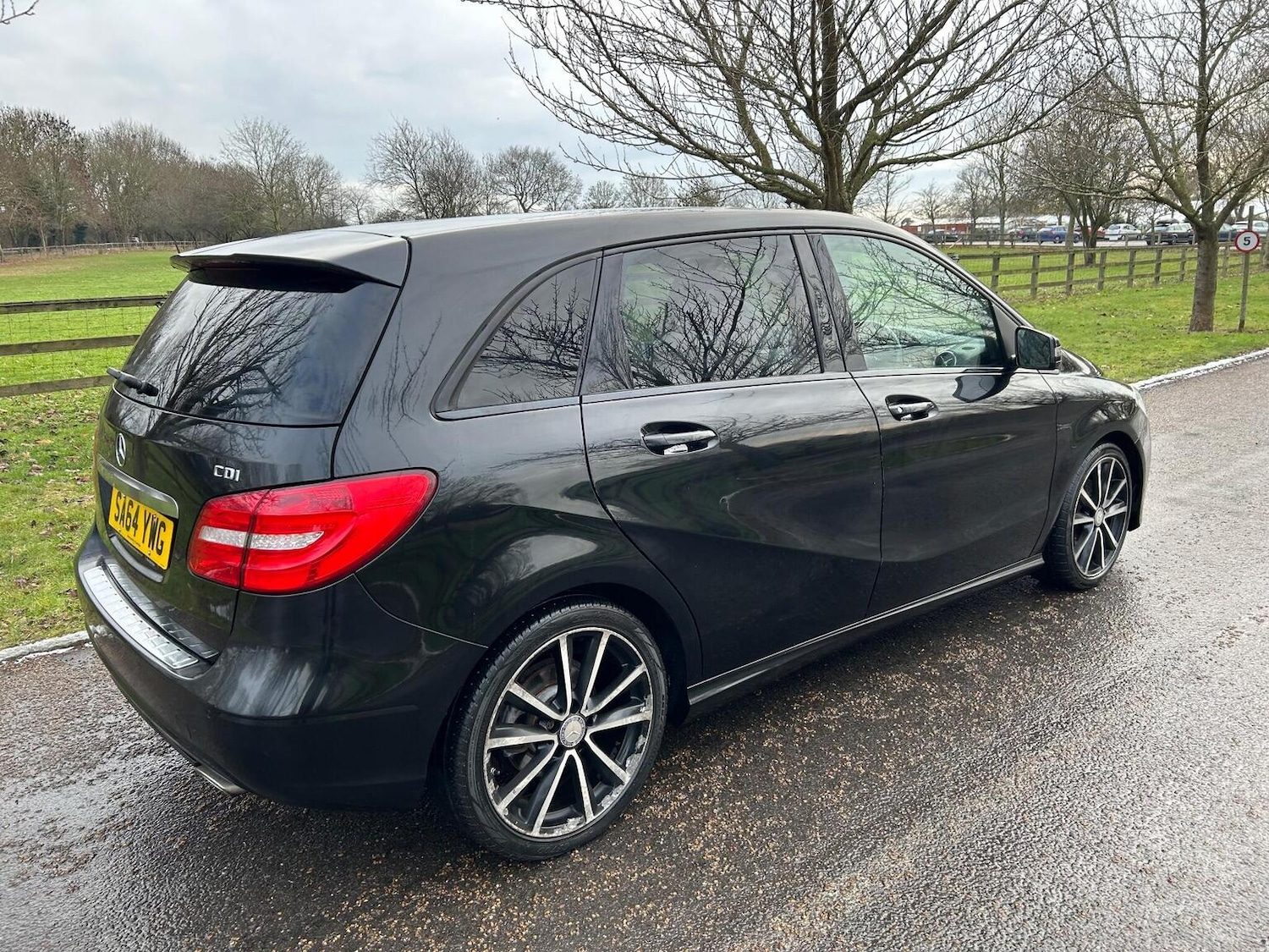 Used Mercedes-Benz B Class 2014 for sale - 77445676: Photo 12