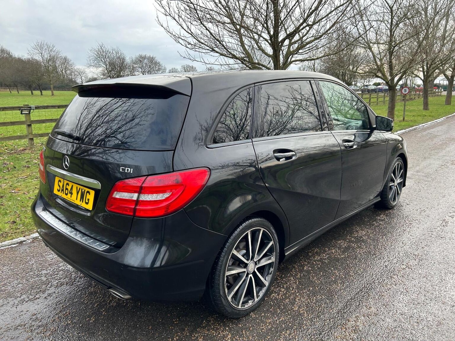 Used Mercedes-Benz B Class 2014 for sale - 77445676: Photo 13