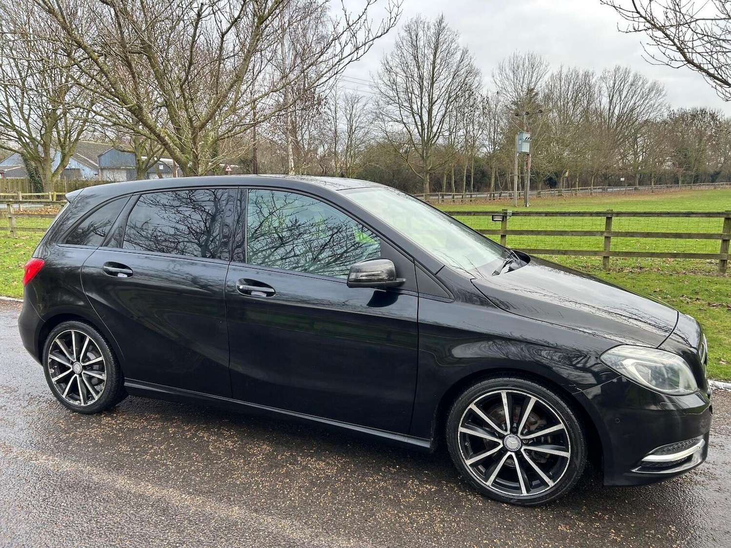 Used Mercedes-Benz B Class 2014 for sale - 77445676: Photo 16