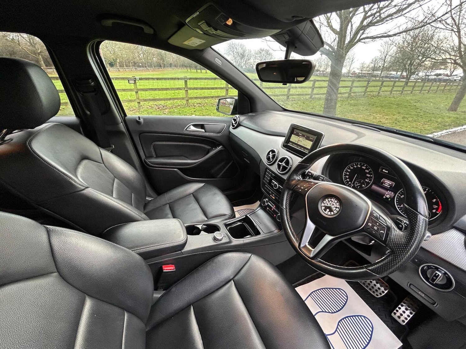 Used Mercedes-Benz B Class 2014 for sale - 77445676: Photo 18